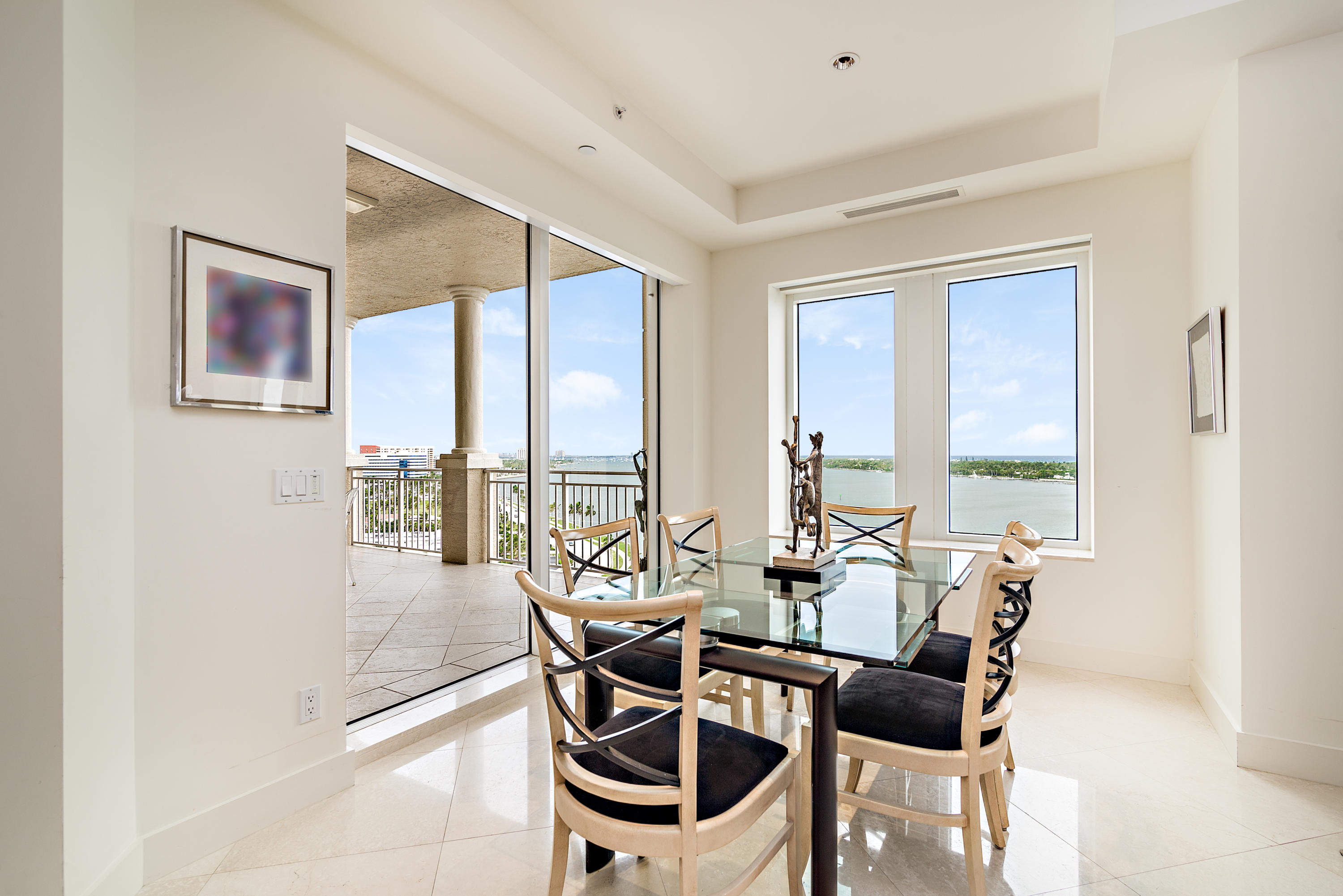 ONE WATERMARK PLACE OF THE PALM BEACHES - Residential