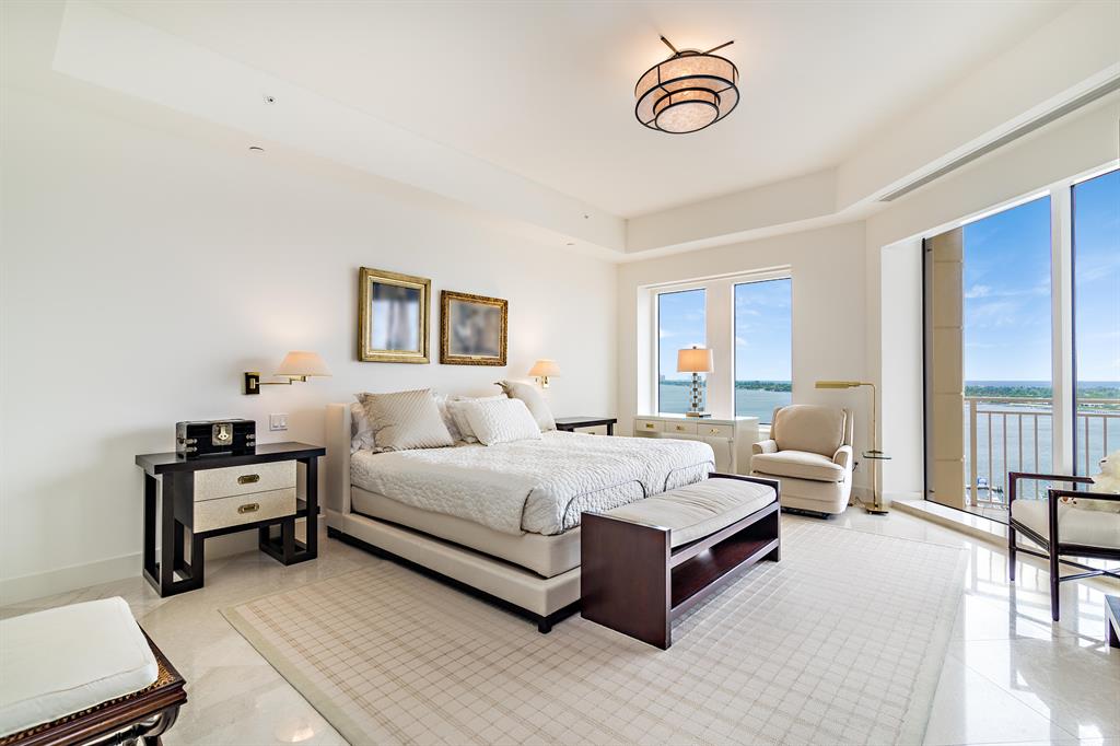 ONE WATERMARK PLACE OF TH - Residential