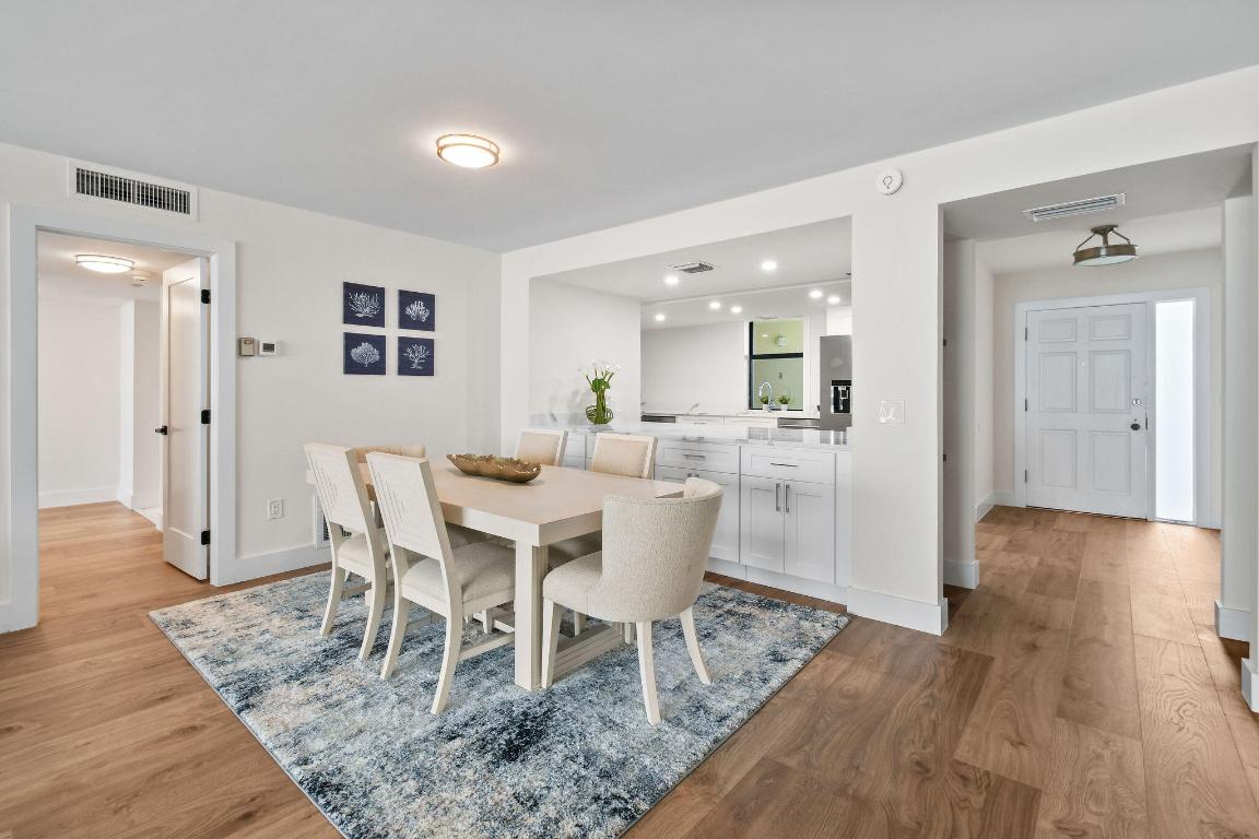 TEQUESTA TOWERS CONDO - Residential