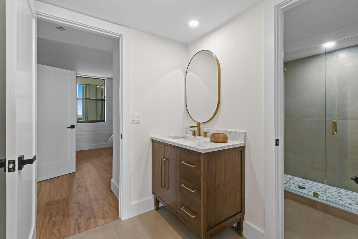 TEQUESTA TOWERS CONDO - Residential