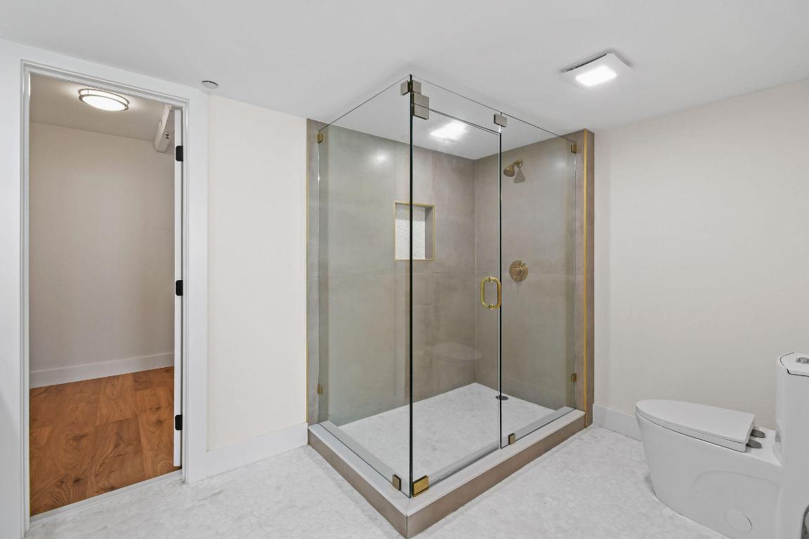 TEQUESTA TOWERS CONDO - Residential