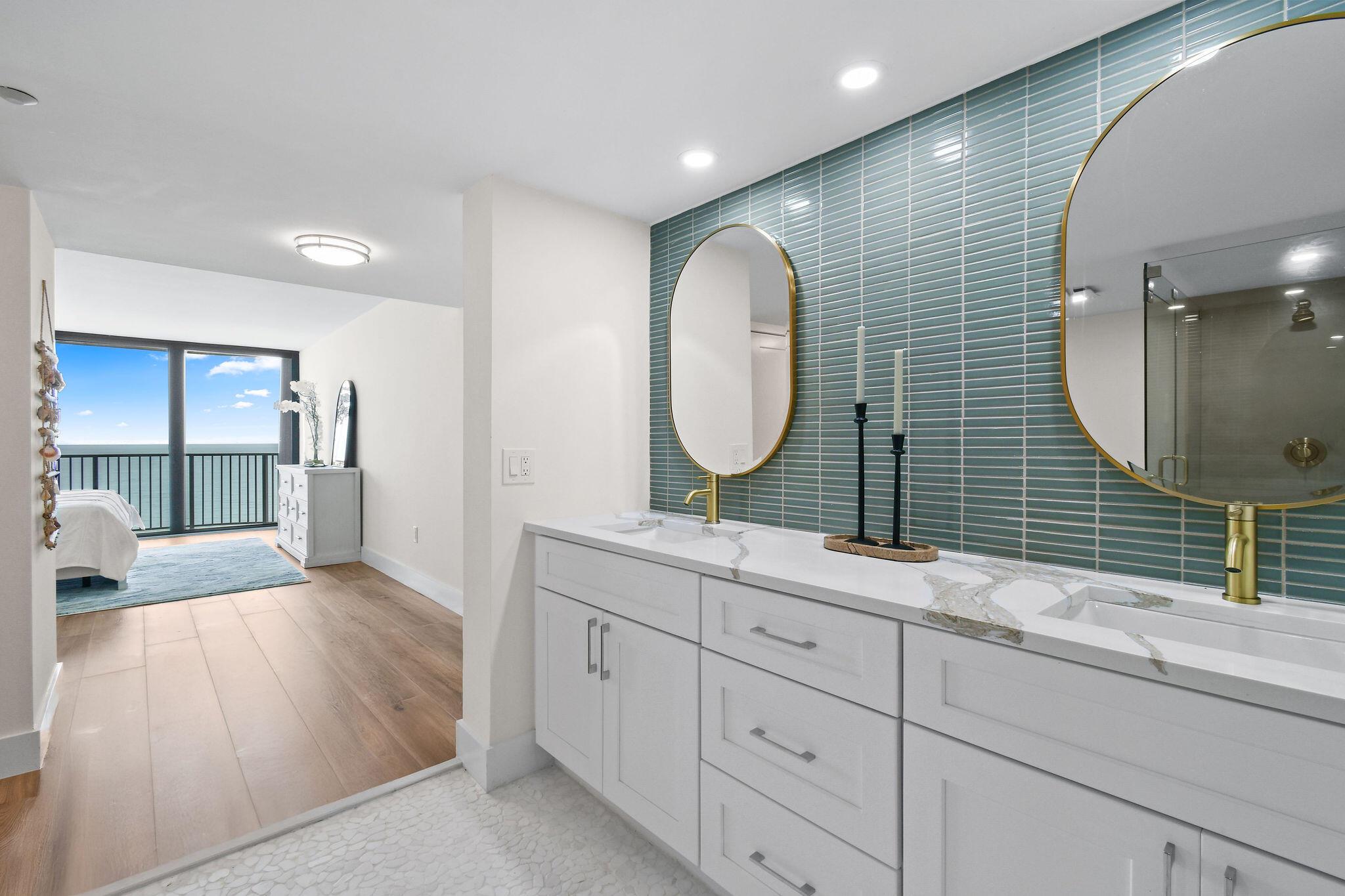 TEQUESTA TOWERS CONDO - Residential