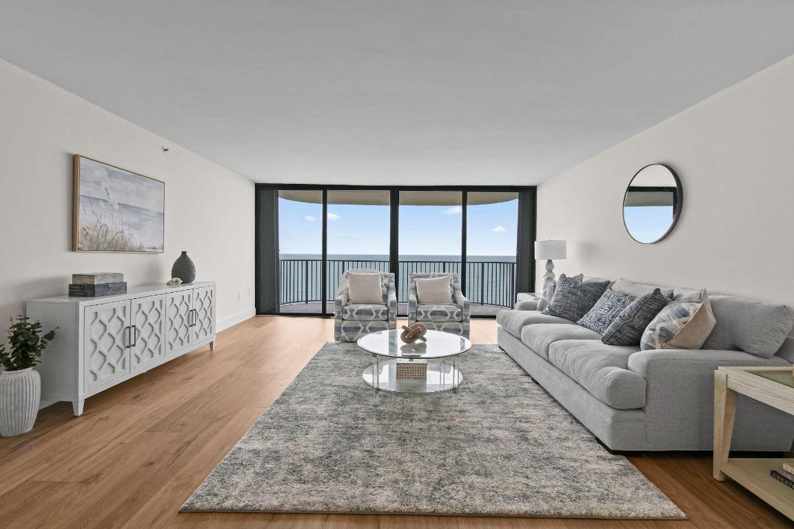 TEQUESTA TOWERS CONDO - Residential