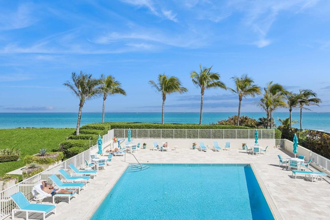 TEQUESTA TOWERS CONDO - Residential