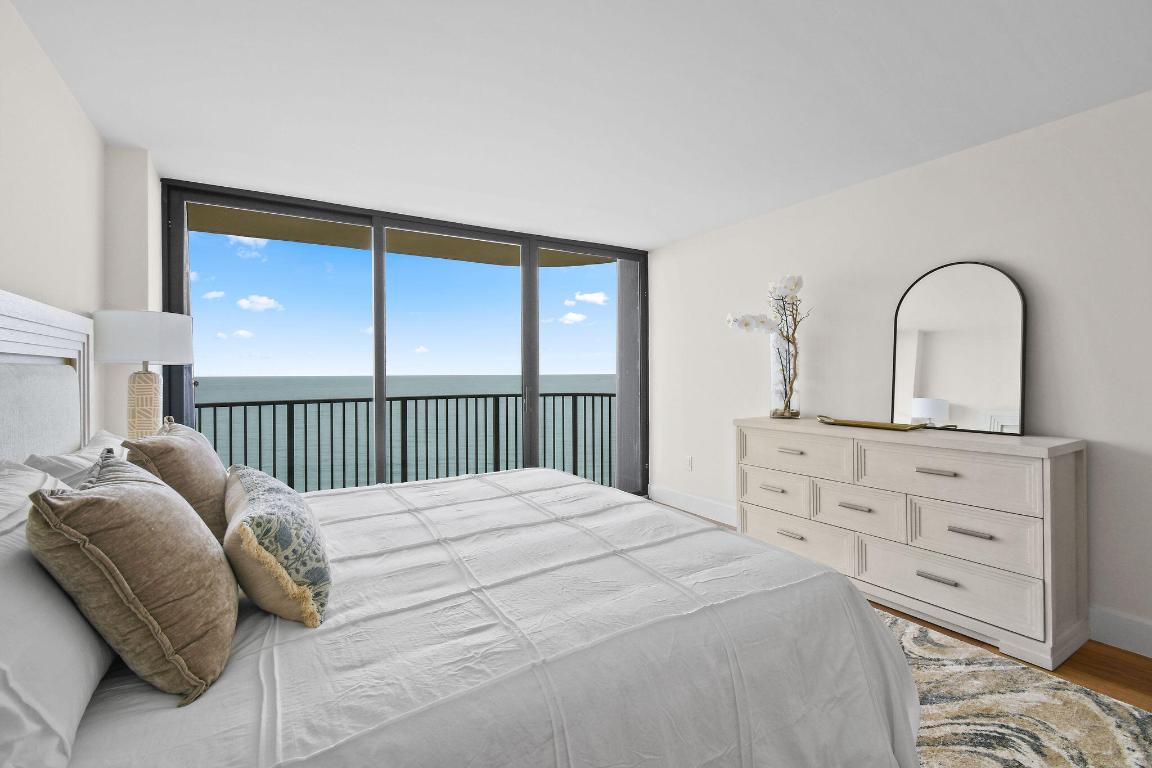 TEQUESTA TOWERS CONDO - Residential