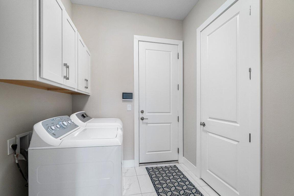 CRESSWIND PALM BEACH - Residential