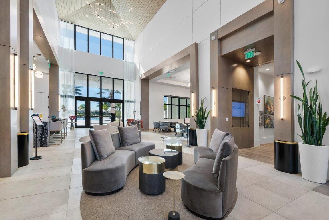 CRESSWIND PALM BEACH - Residential