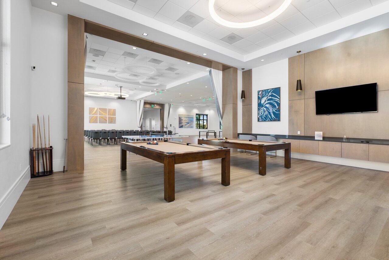 CRESSWIND PALM BEACH - Residential