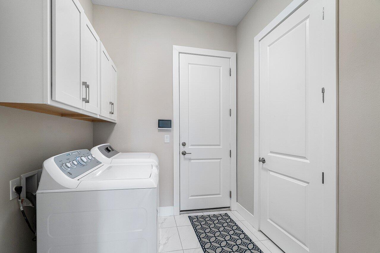 CRESSWIND PALM BEACH - Residential