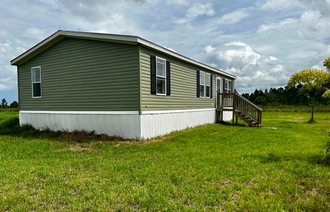 A home in Okeechobee