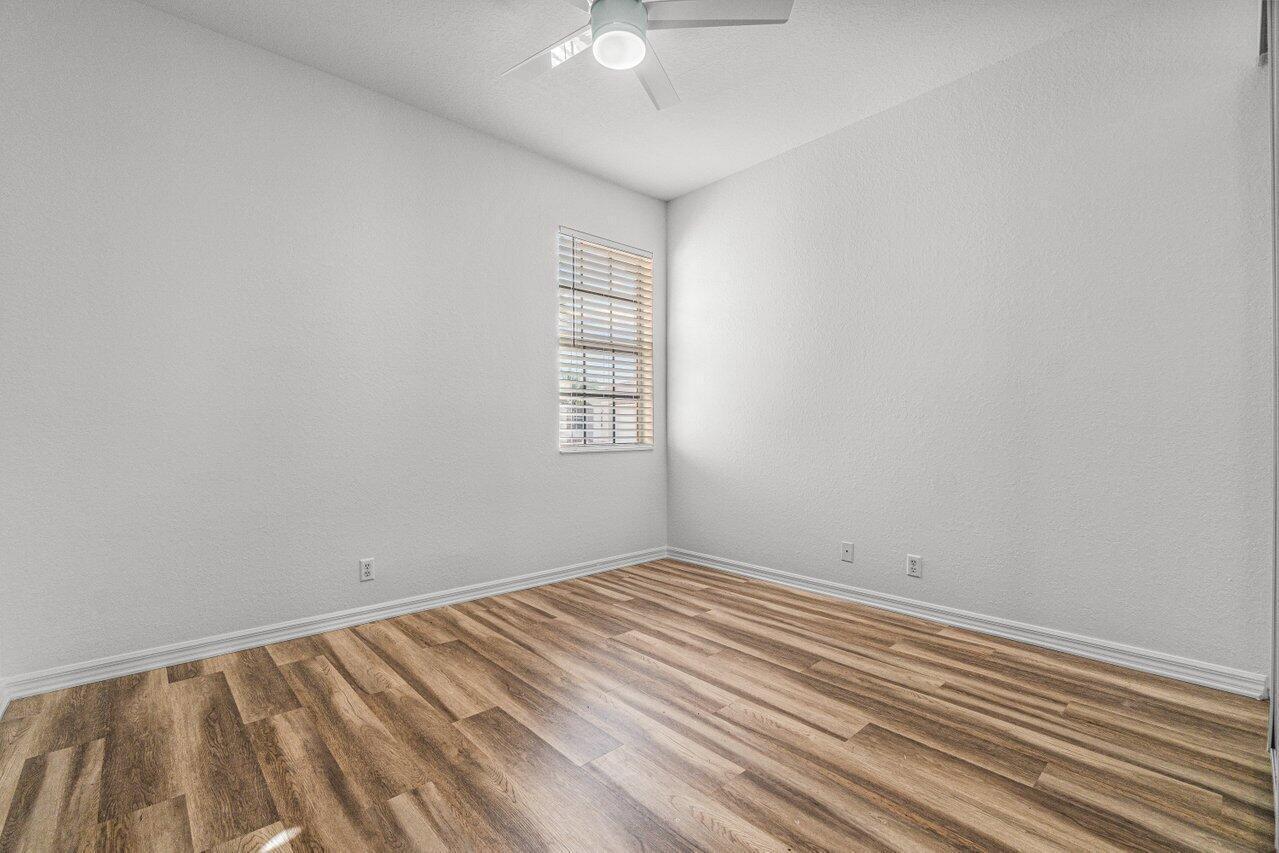 CARRIAGE POINTE TOWNHOMES PUD - Residential
