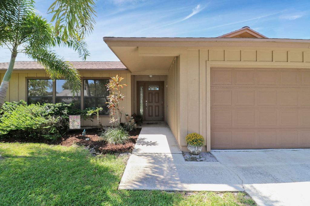 Photo of 4196 Wingo Street, Jupiter, FL 33469 (MLS # R11014139)