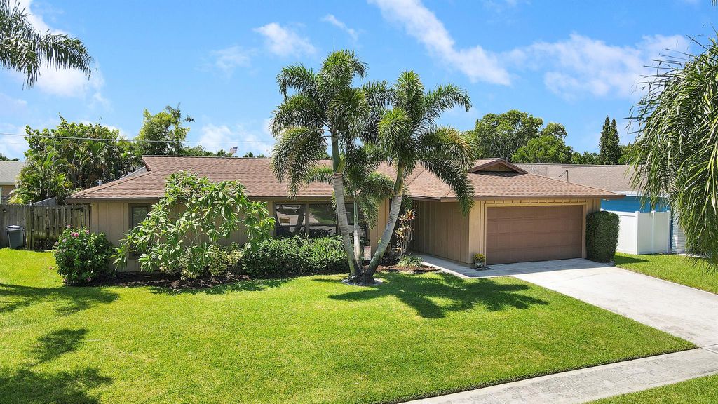 Photo of 4196 Wingo Street, Jupiter, FL 33469 (MLS # R11014139)