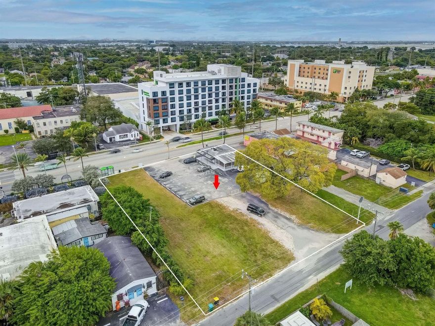 Seller financing!!! Imagine the possibilities with this expansive 27,902 square foot (.64 acre) lot, perfectly positioned along US 1 Federal highway in the most prime location in Dania Beach! This mixed used land presents a rare opportunity for development or redevelopment. Less than 5 minutes from all major shopping, dining, and entertainment, with the stunning beaches, airport, and cruise lines just minutes away. Currently, a charming little guacamole stand adds a steady stream of income on a month-to-month basis while you plan your next big venture. Whether you're dreaming of a chic hotel, office/ retail space, a trendy restaurant, or a luxurious residential complex, this lot is just the perfect location for anything! Traffic count hits over 40,000 daily! Call for details