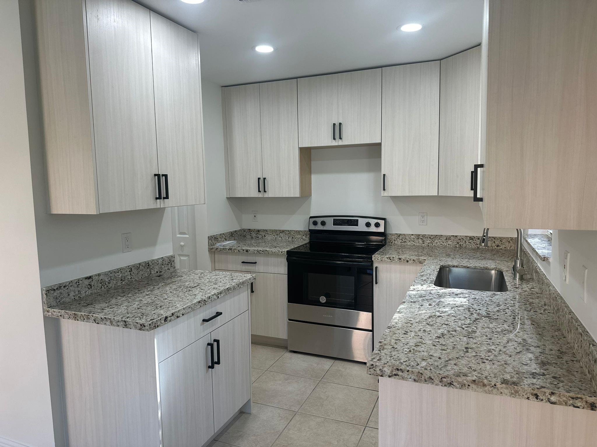 PARK TERRACES TOWNHOME - Residential Lease