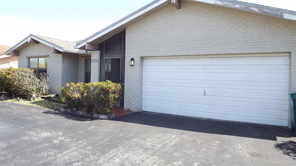 Photo of 8270 NW 95th Avenue, Tamarac, FL 33321 (MLS # F10488904)