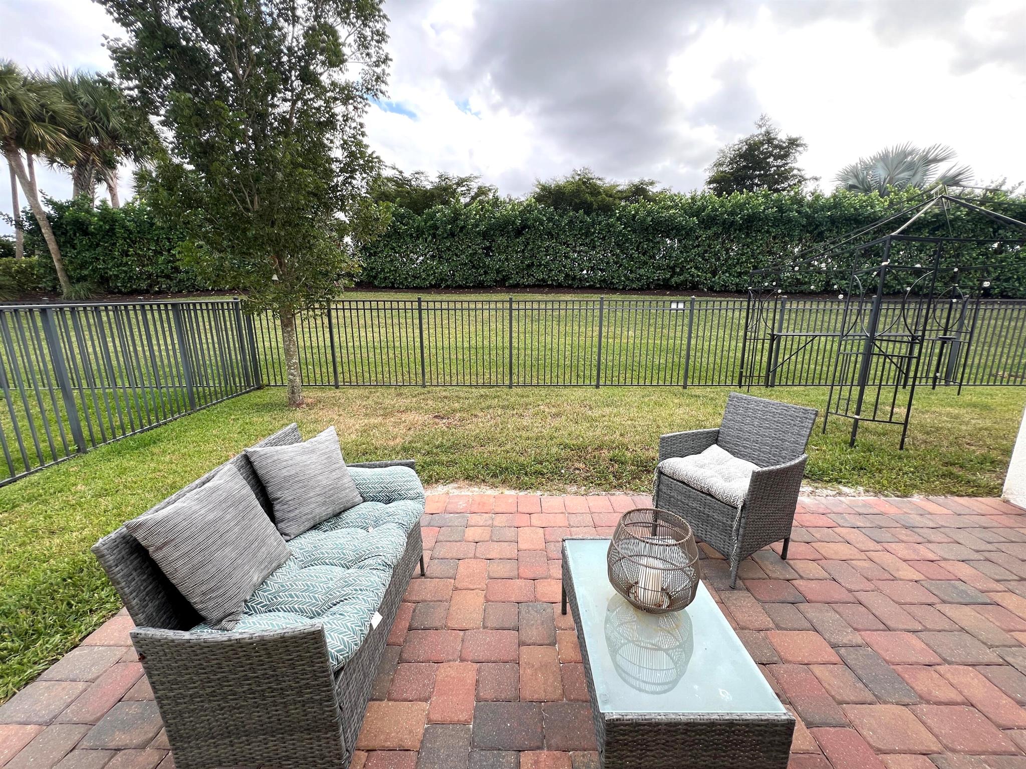 SKY COVE - Residential