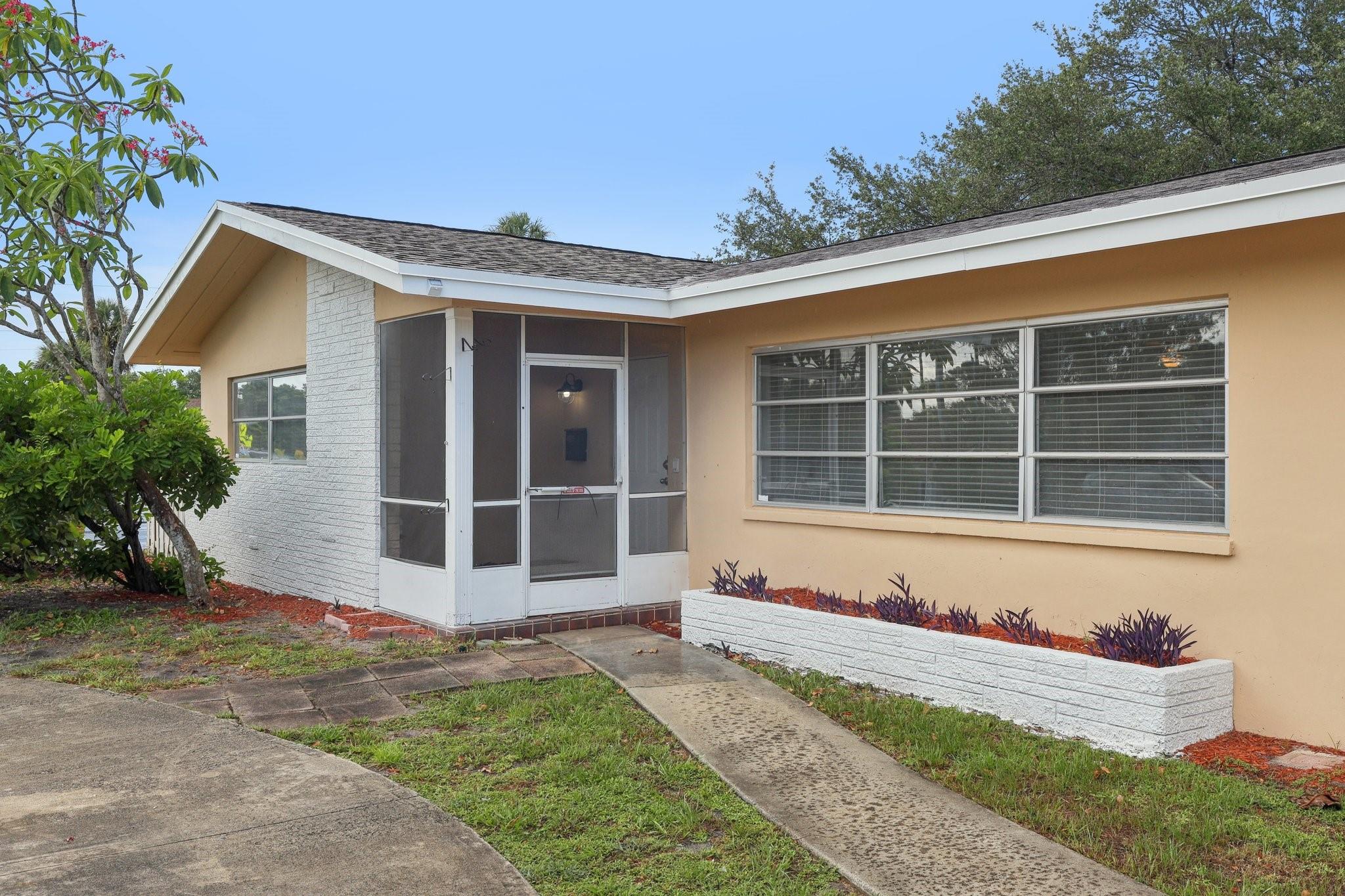 58 SW 12th Ave