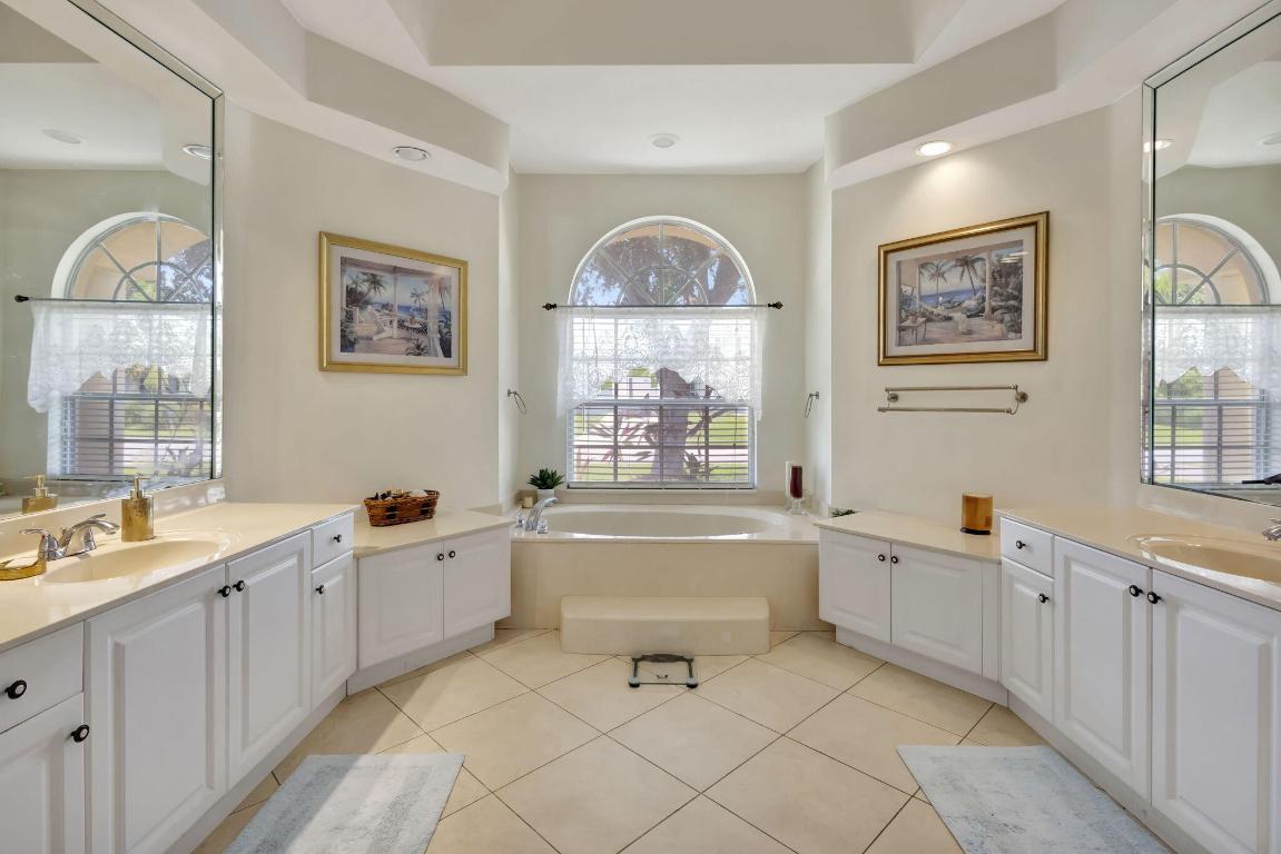 PORT ST LUCIE SECTION 20 - Residential