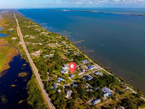 A home in Jensen Beach