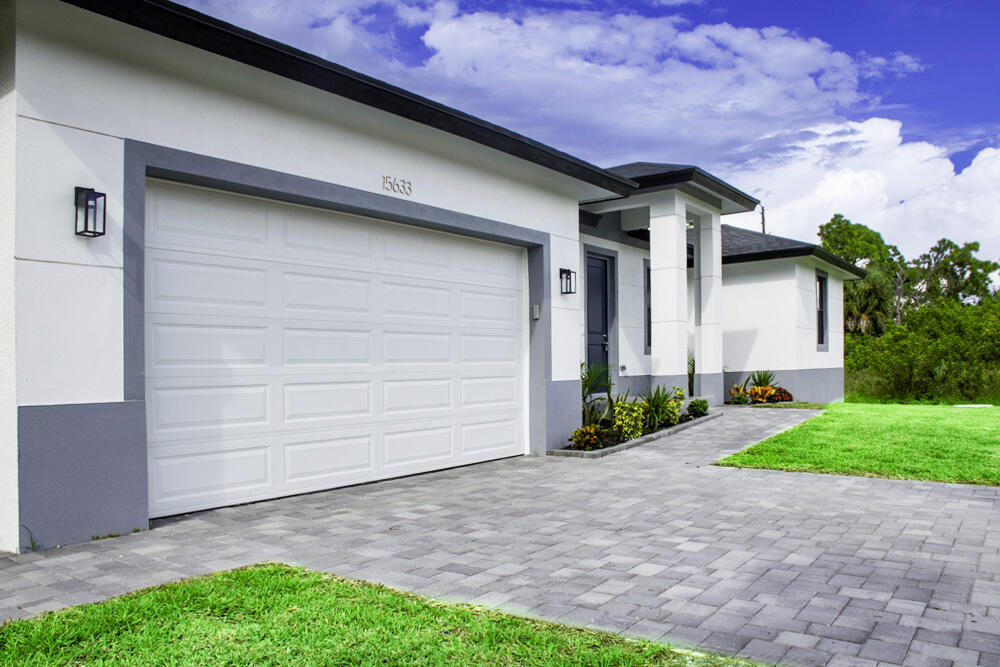 PORT CHARLOTTE SEC 82 - Residential Lease