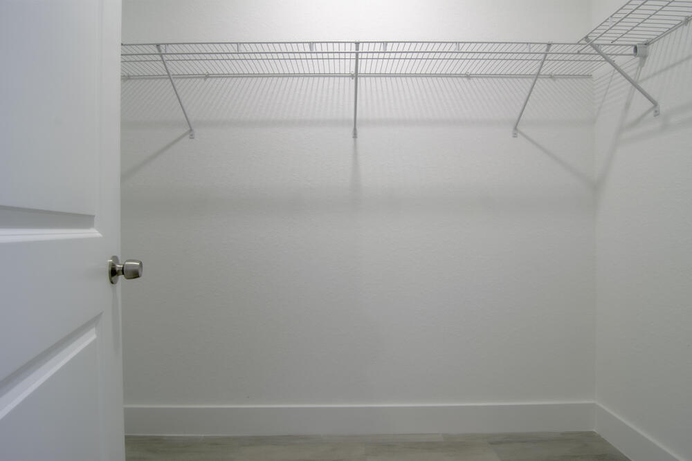 PORT CHARLOTTE SEC 82 - Residential Lease