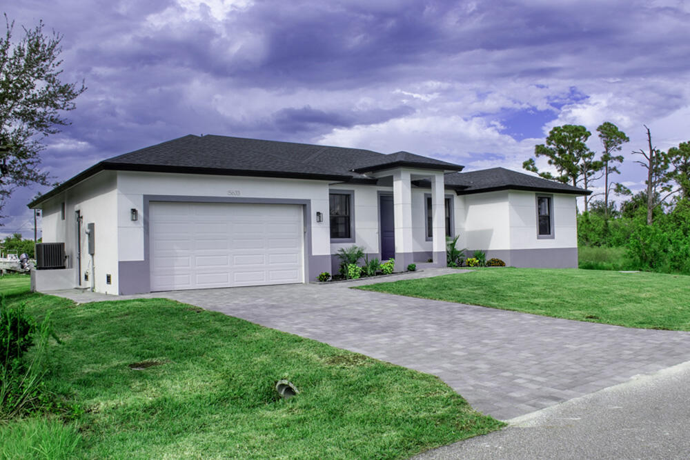 PORT CHARLOTTE SEC 82 - Residential Lease