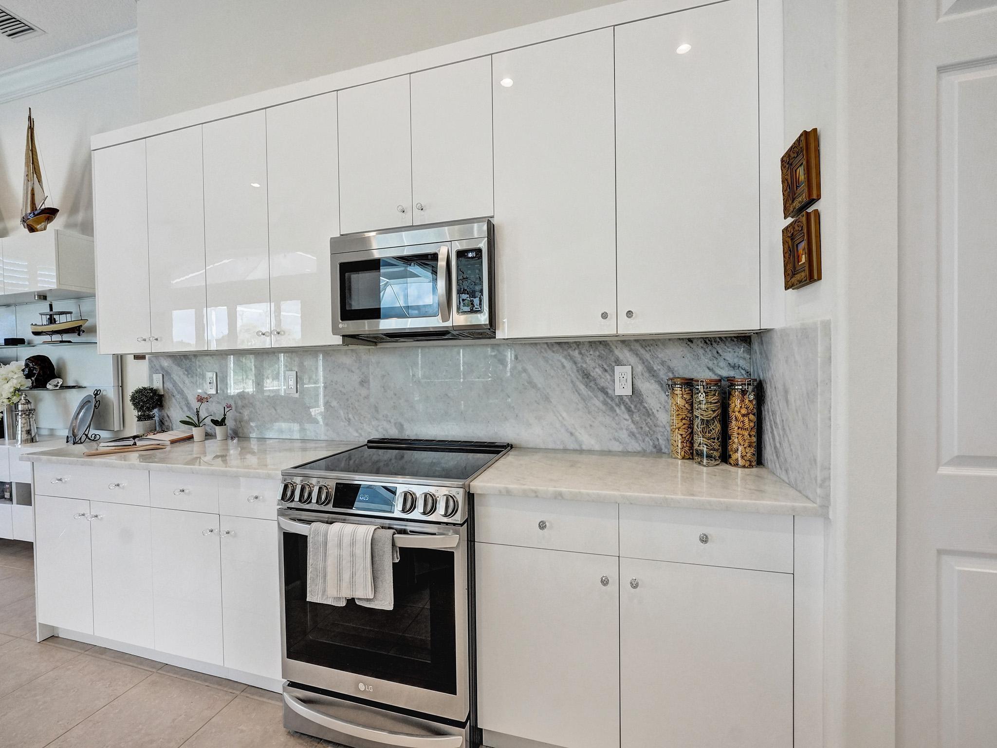 MADISON GREEN 1 PARS A, H AND K - Residential Lease
