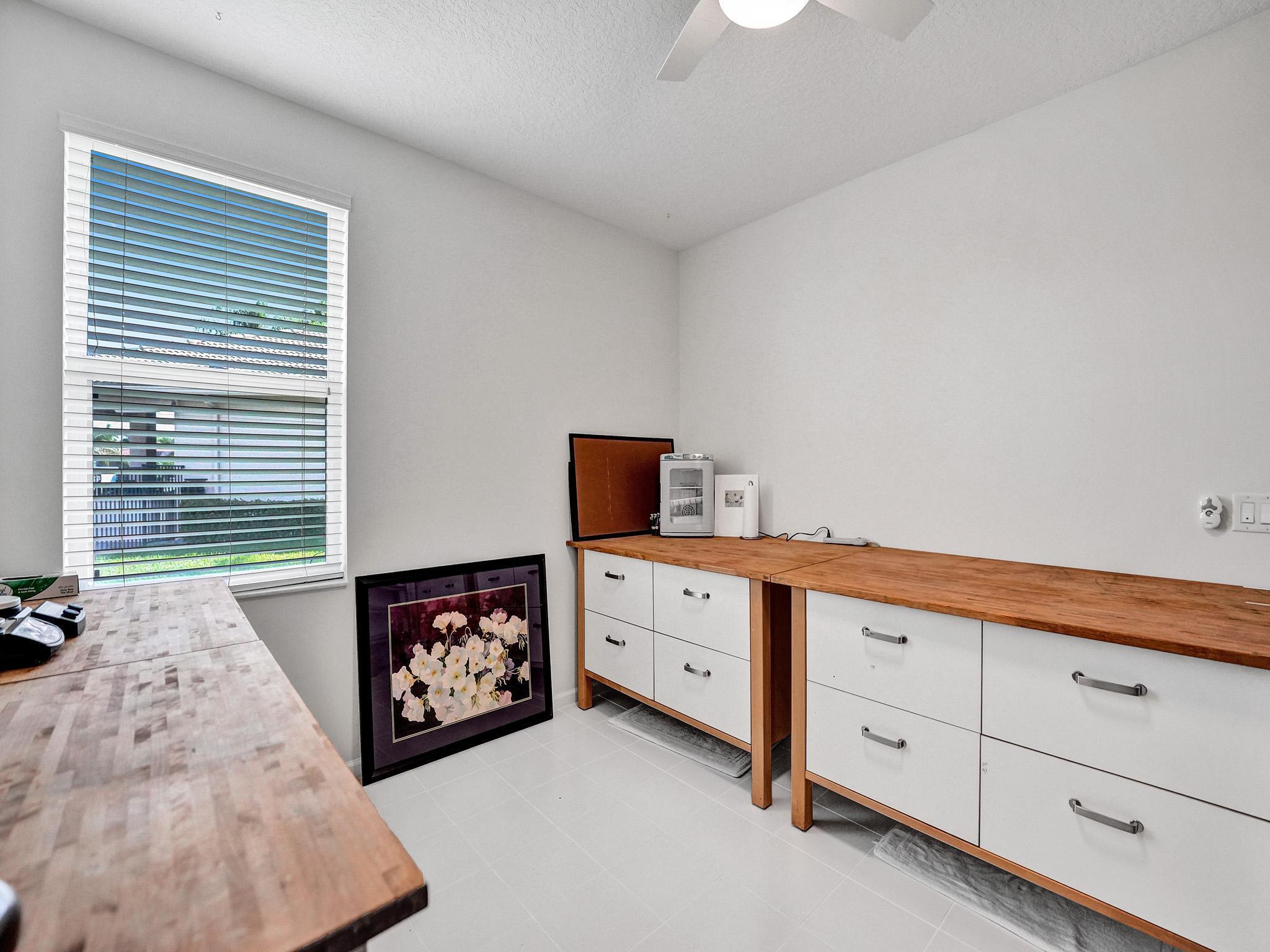 MADISON GREEN 1 PARS A, H AND K - Residential Lease
