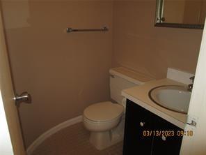 Imperial Point Colonnades - Residential Lease