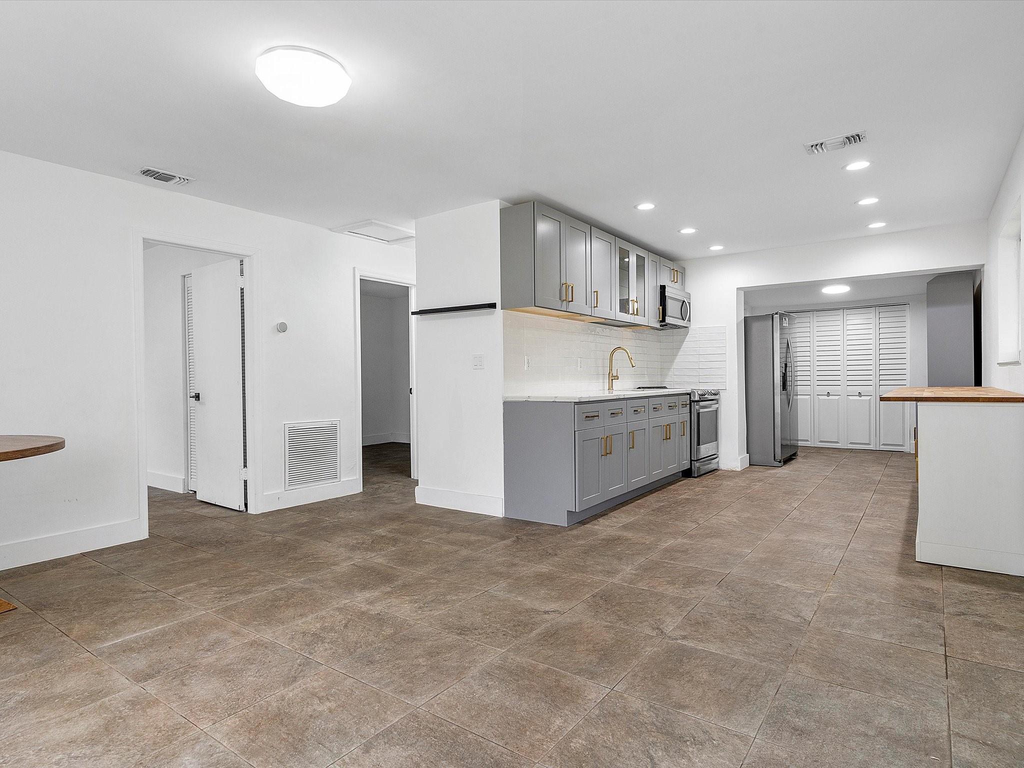 Playland Village Sec 2 50 - Residential