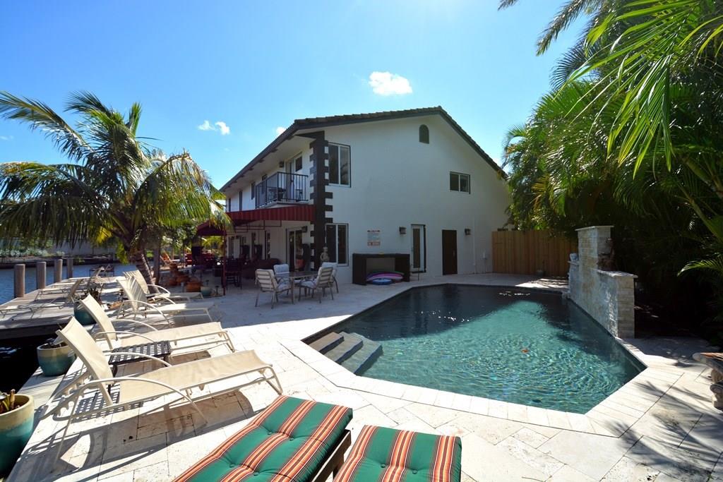 Wilton Manors Waterfront - Residential