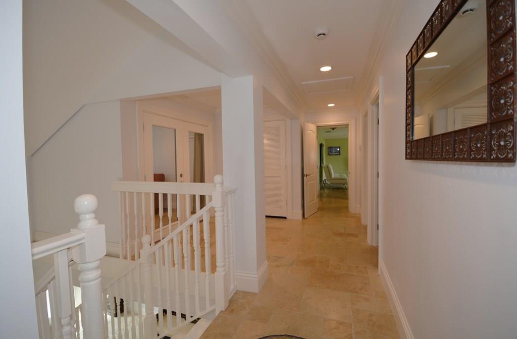 Wilton Manors Waterfront - Residential
