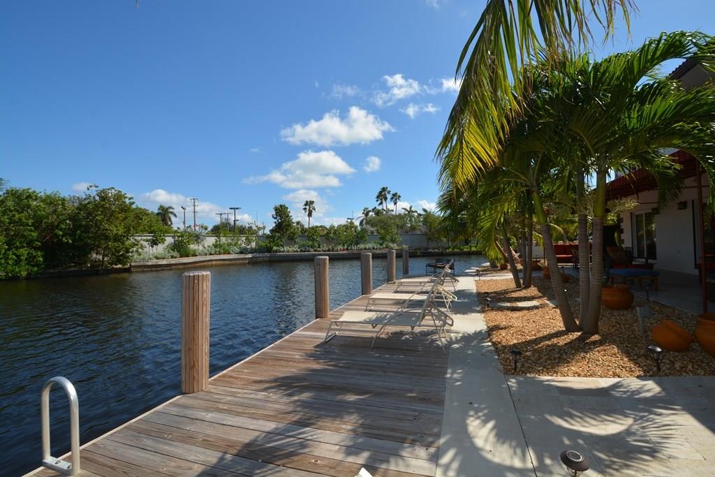 Wilton Manors Waterfront - Residential