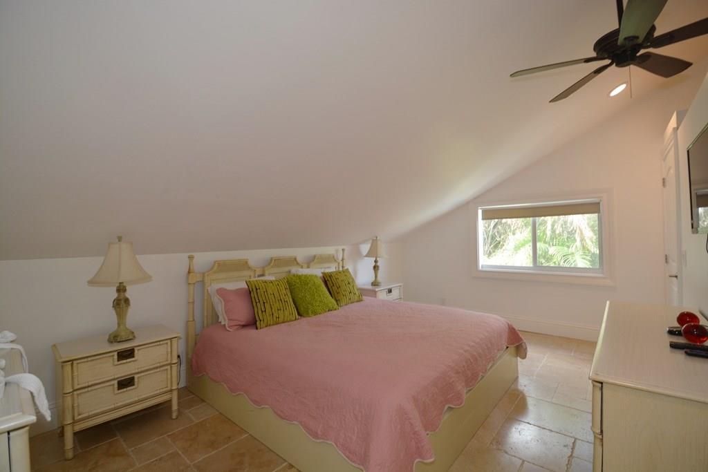 Wilton Manors Waterfront - Residential
