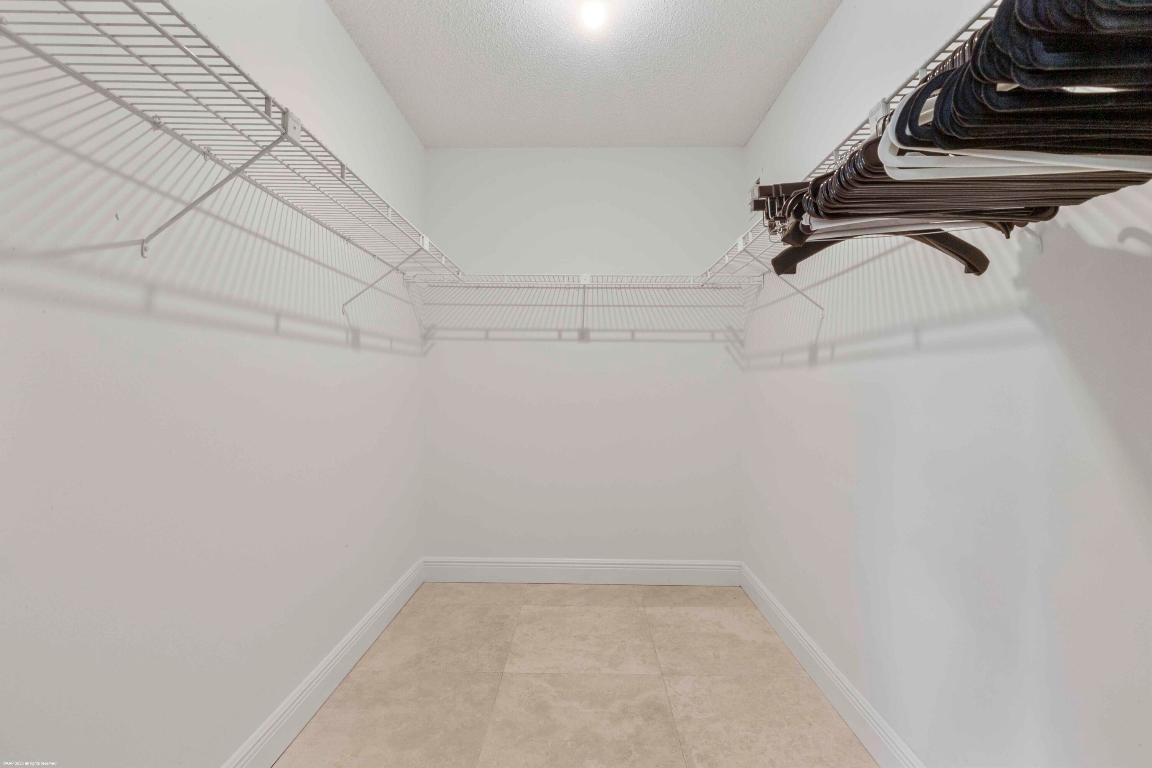 LA QUINTA CONDO - Residential