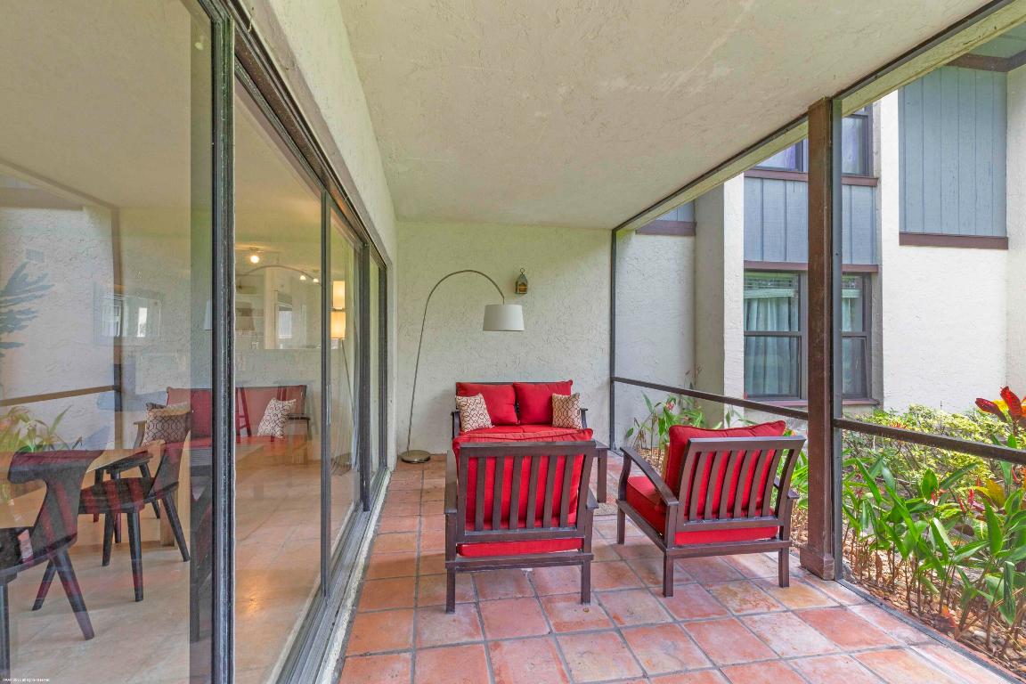 LA QUINTA CONDO - Residential