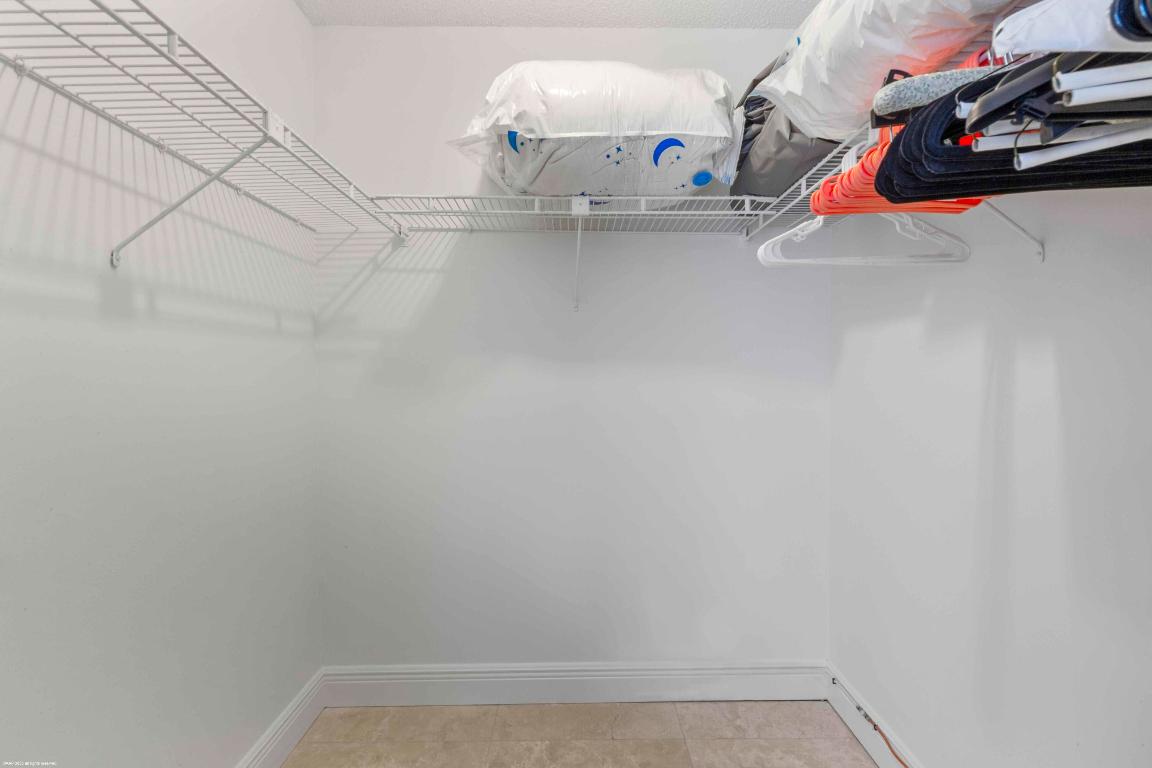 LA QUINTA CONDO - Residential