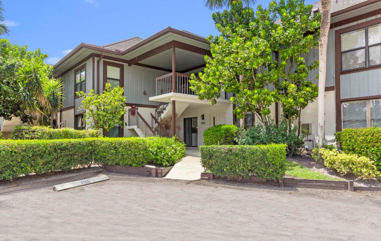 LA QUINTA CONDO - Residential