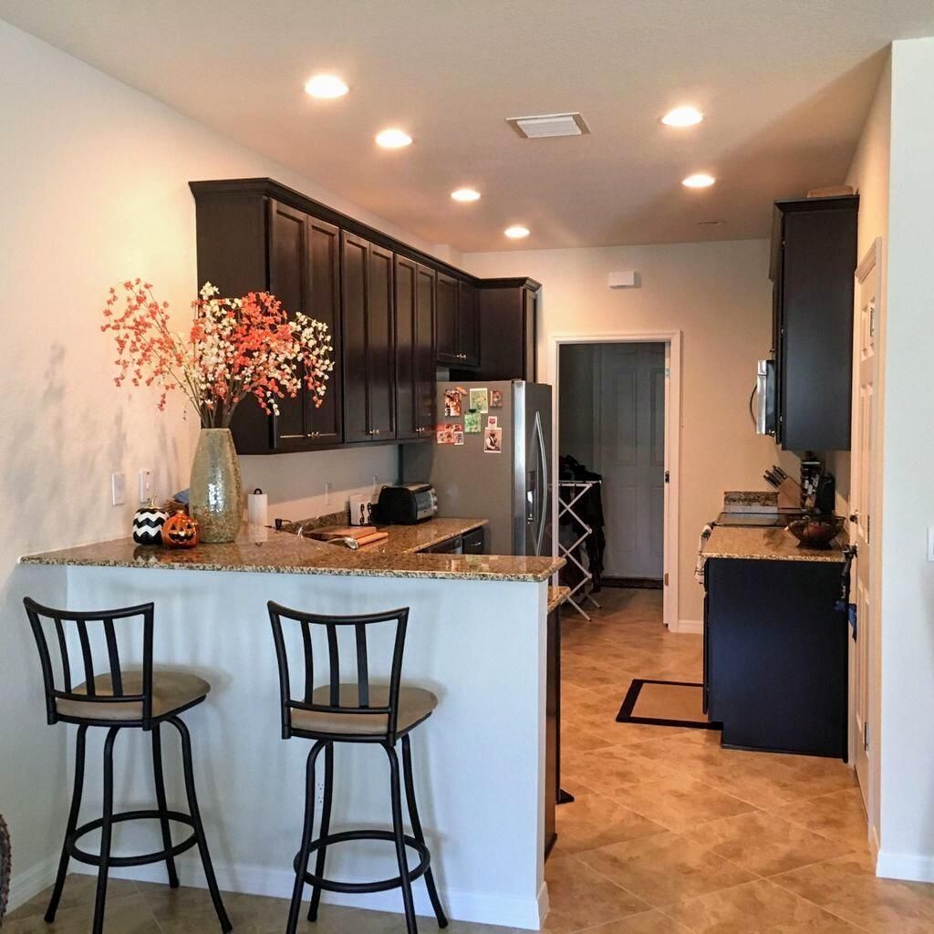 Photo of 1327 N Community Dr, Jupiter, FL 33458 (MLS # R11053449)