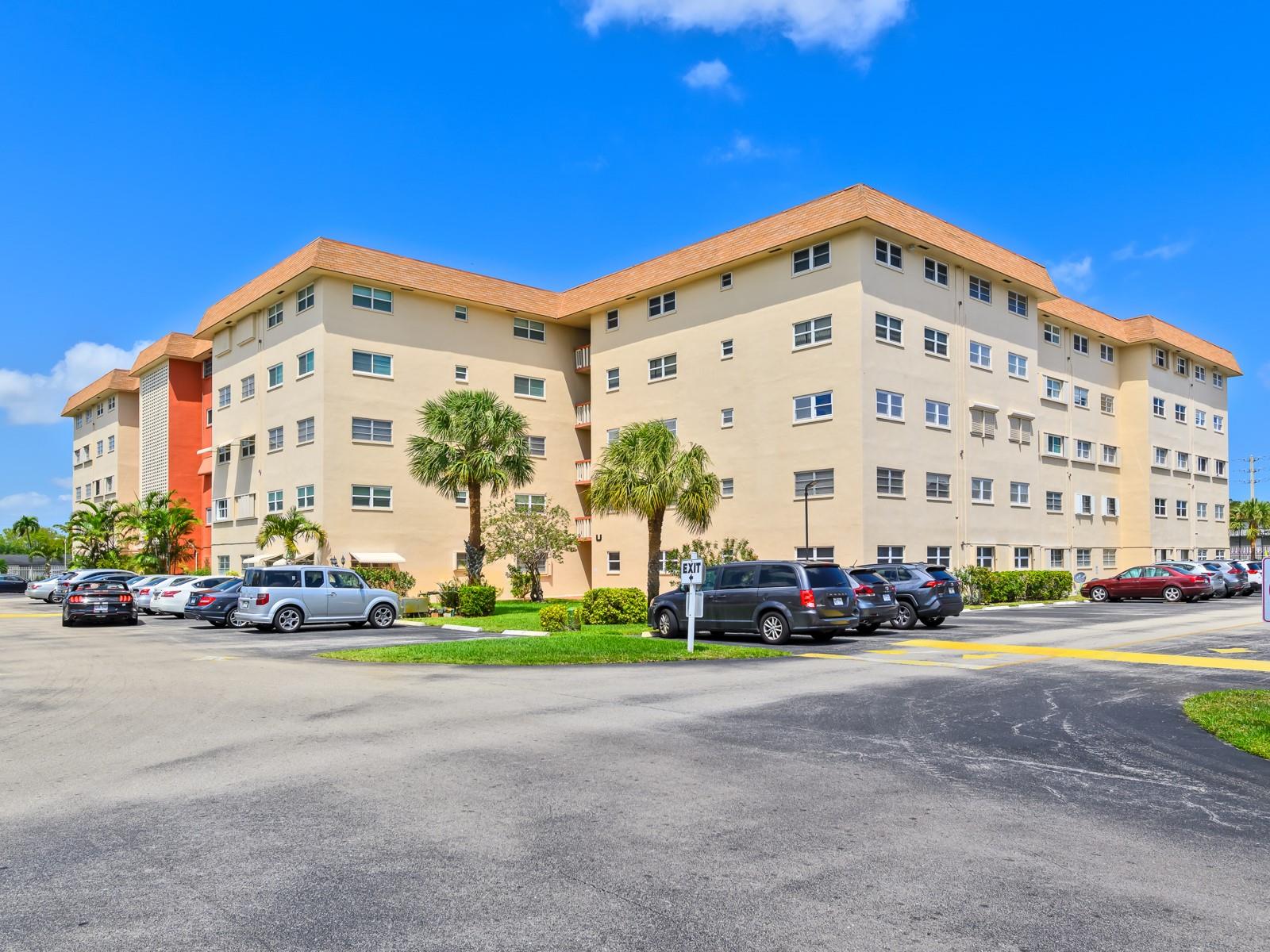 5300 Washington St 505-U