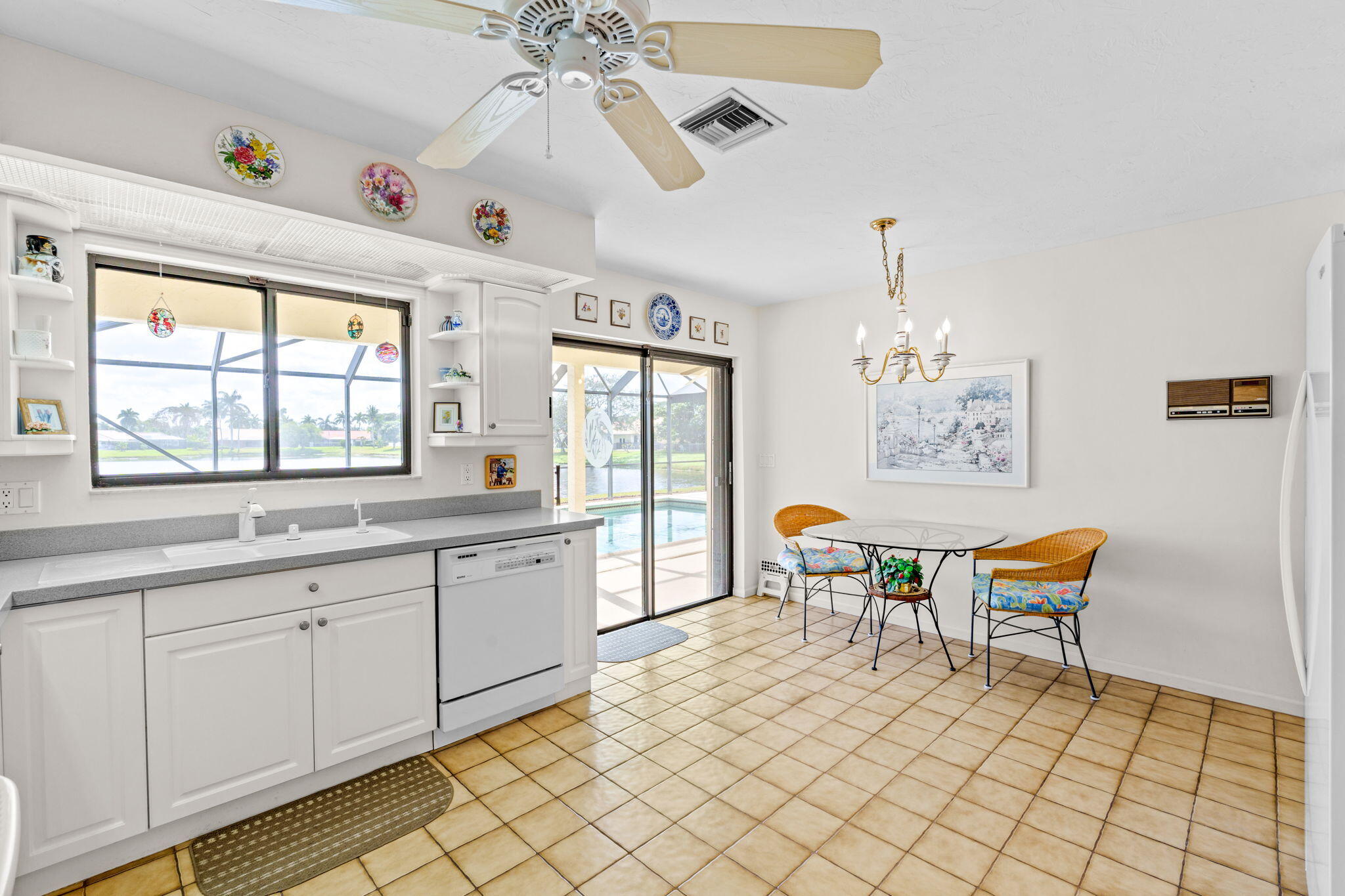 CRANBROOK LAKE ESTATES - Residential