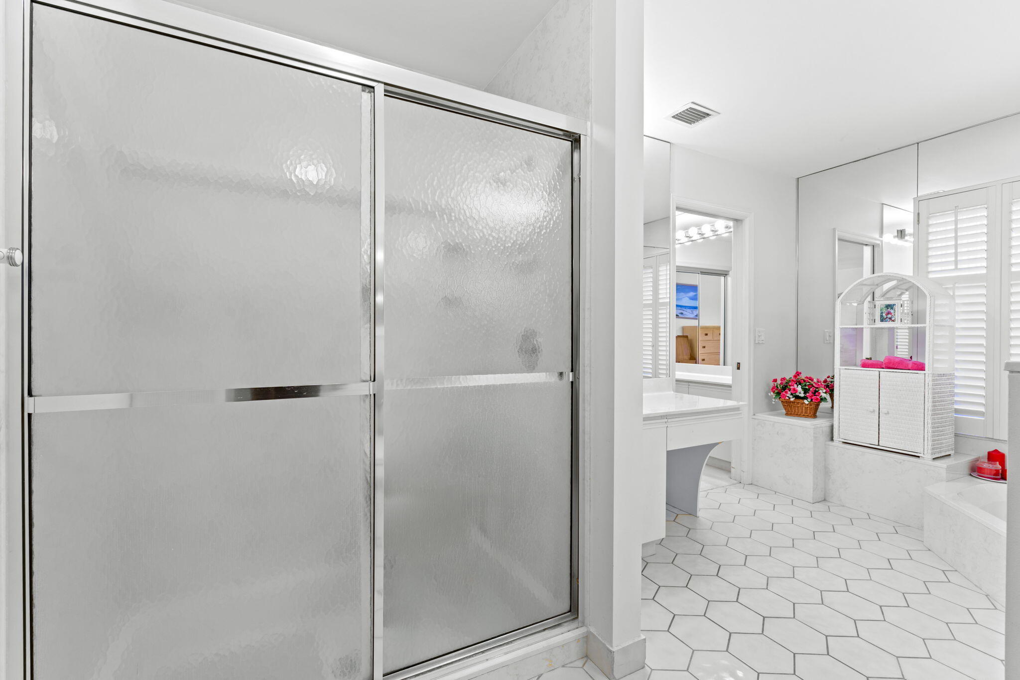 CRANBROOK LAKE ESTATES - Residential