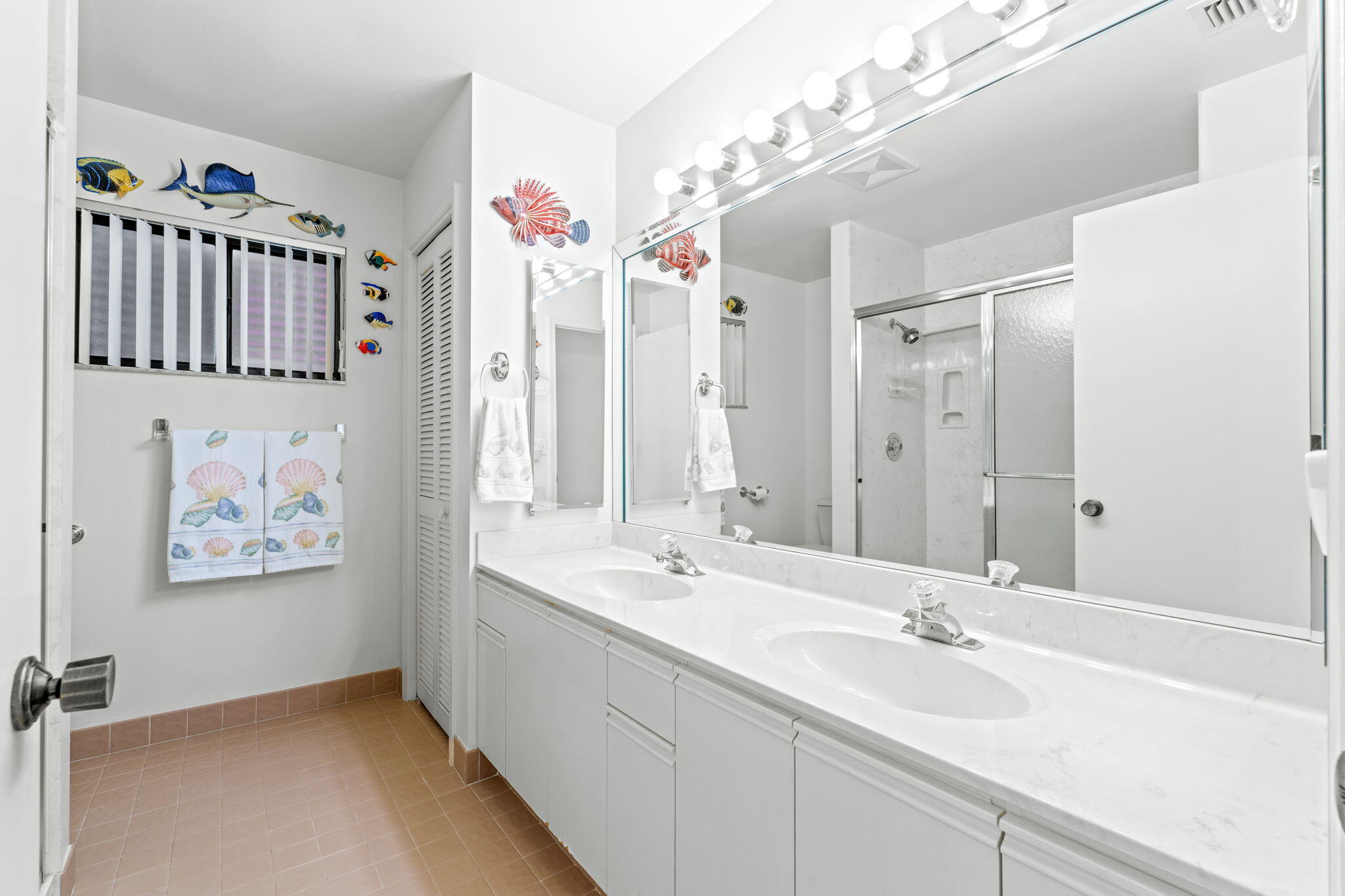 CRANBROOK LAKE ESTATES - Residential