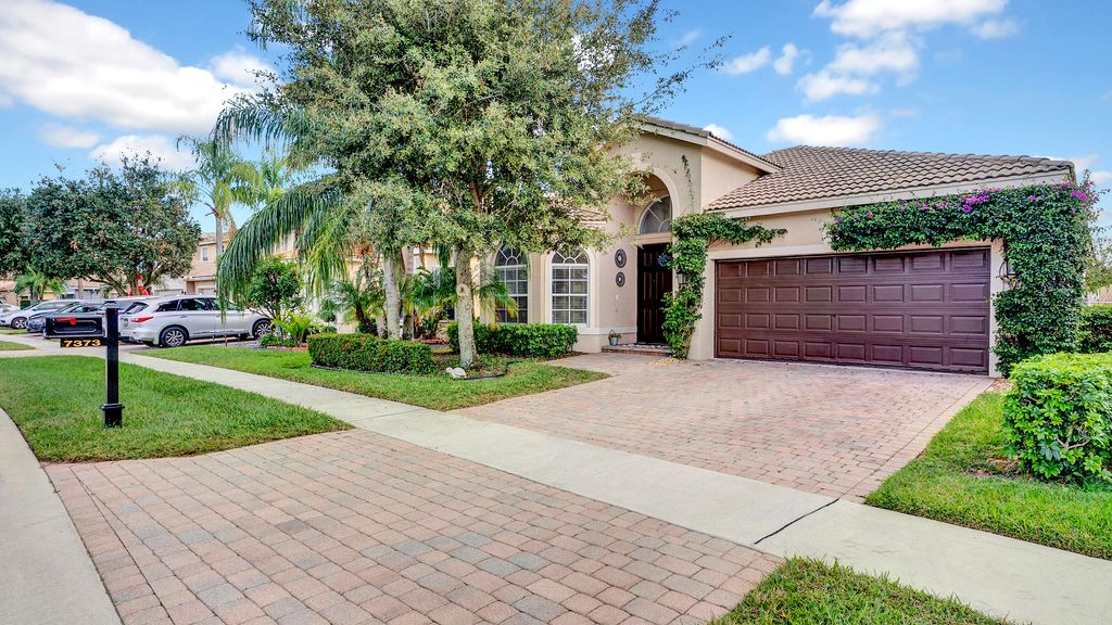 Photo of 7373 Via Leonardo, Lake Worth, FL 33467 (MLS # R11144124)