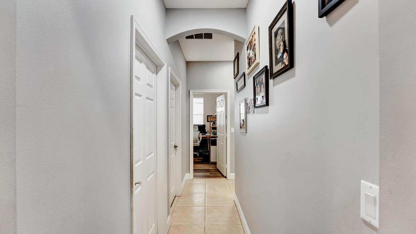 VILLAGES OF WINDSOR 4 - Residential