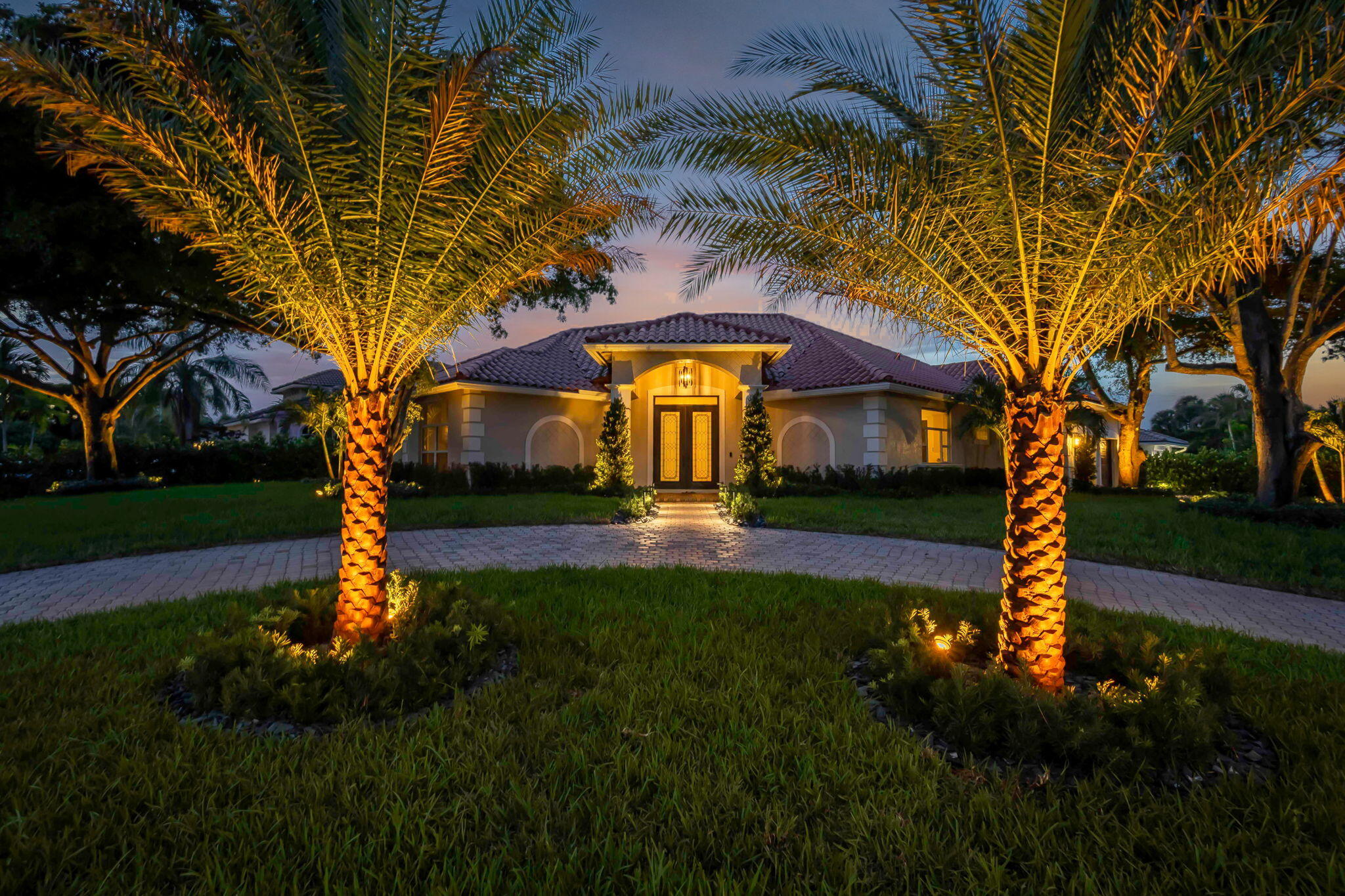 950 Greensward Lane