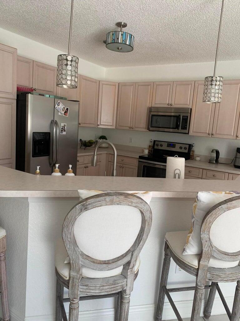 CLASSICS AT BEAR LAKES - Residential Lease