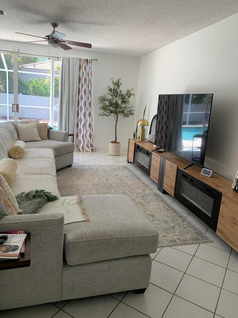 CLASSICS AT BEAR LAKES - Residential Lease