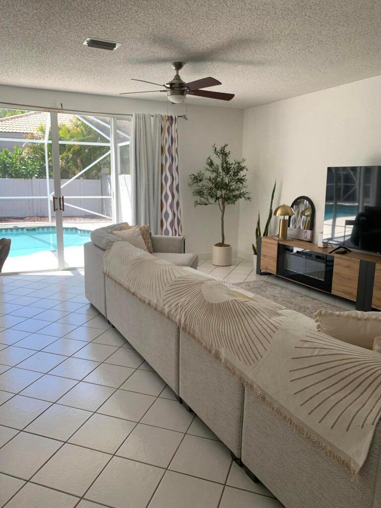 CLASSICS AT BEAR LAKES - Residential Lease